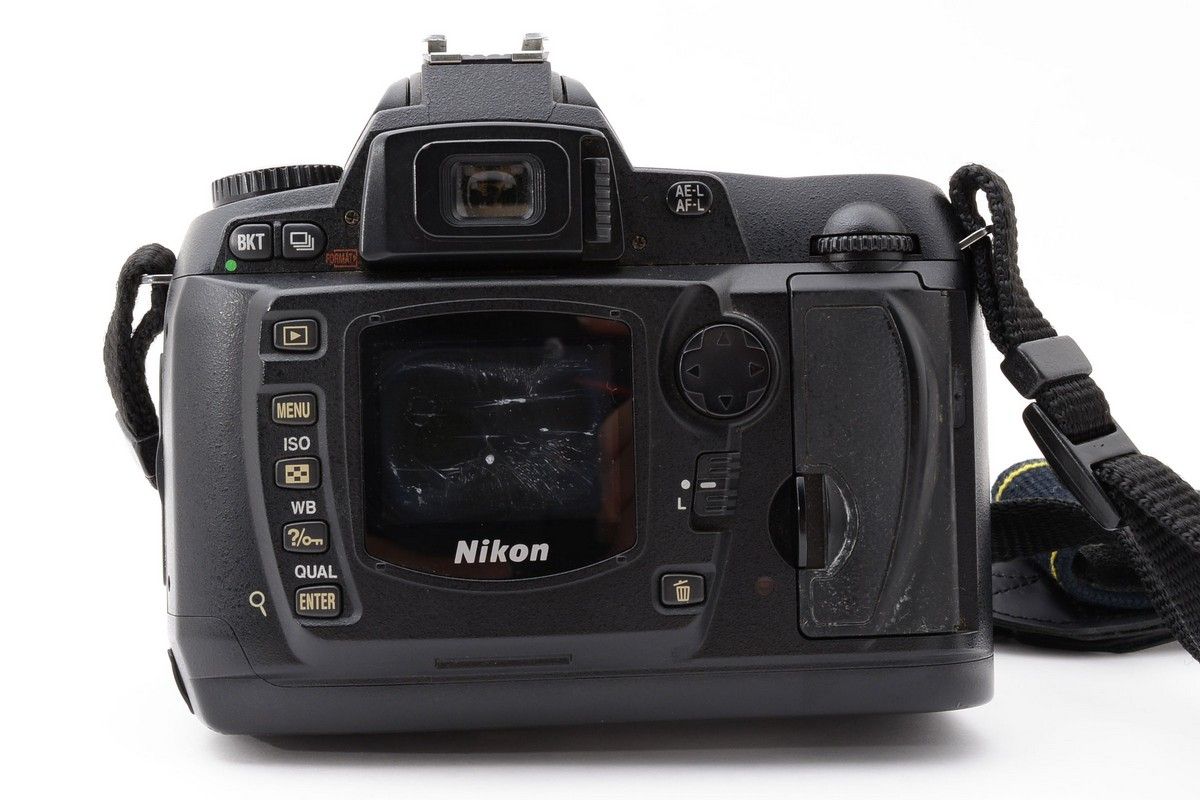 【#52】[ジャンク]NIKON ニコン D70S/AF-S DX Zoom Nikkor 18-70mm f/3.5-4.5G IF-ED 他 現状渡し