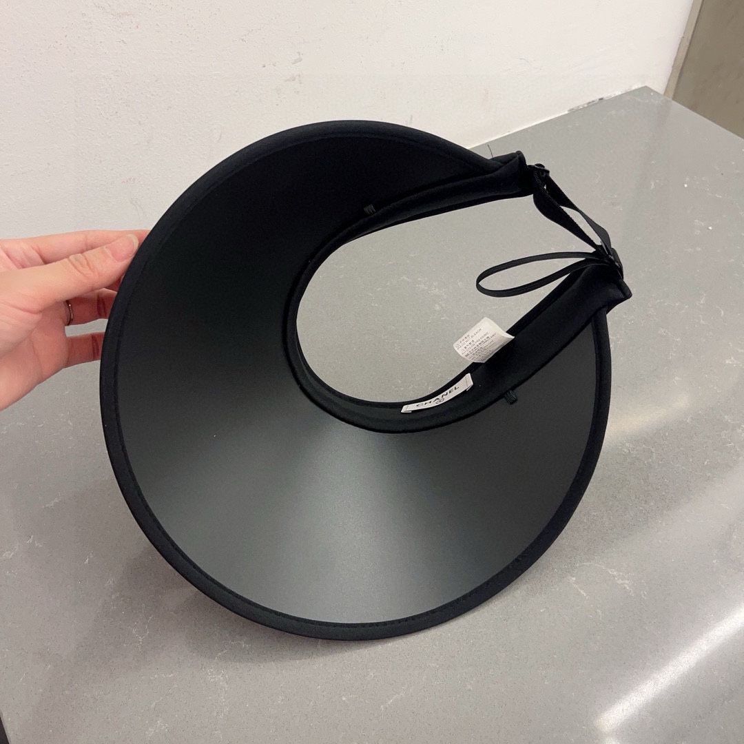 Chanel シャネル