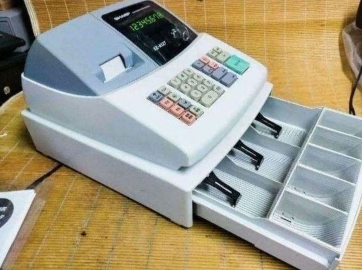 シャープレジスター XE-A127 簡単便利特殊 951753 MARWIL-DEMENAGEMENTS_CH