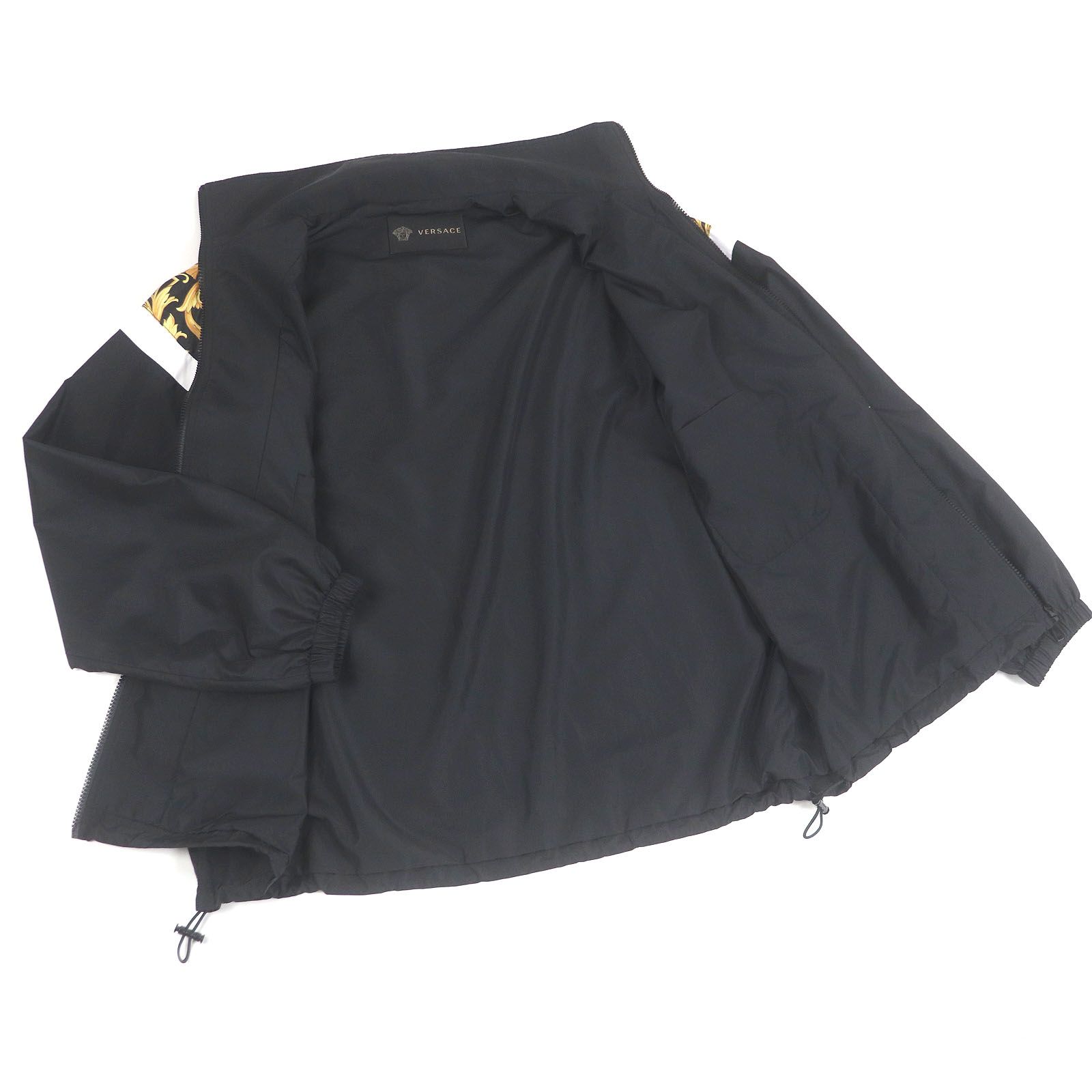 美品□VERSACE ヴェルサーチ A85246 バロック柄 ウィンド