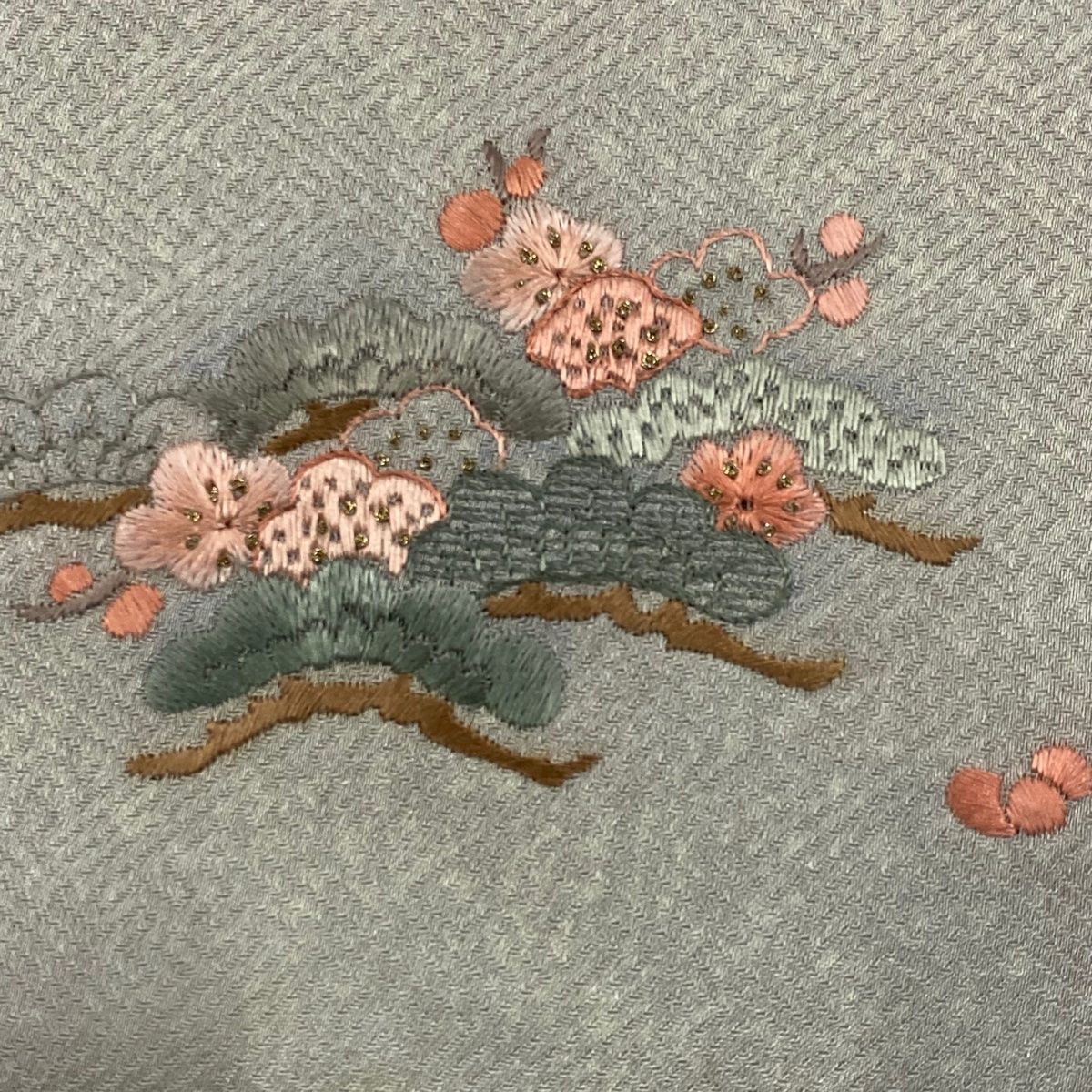 付下げ 身丈157cm 裄丈65cm M 袷 建物 草花 蘇州刺繍 金糸 薄緑 正絹  