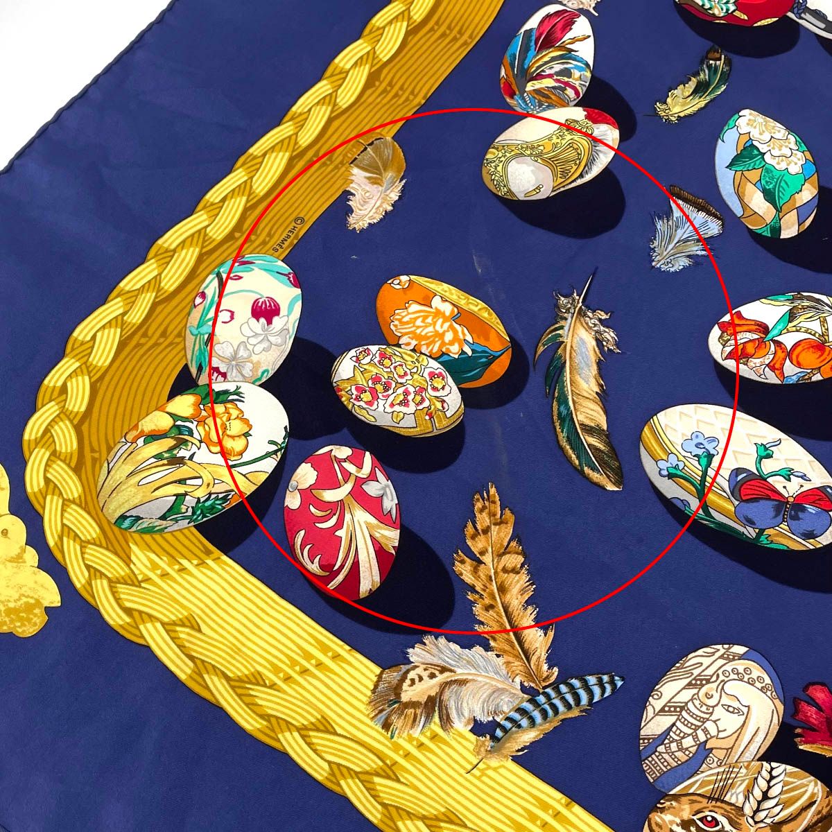 限界価格　HERMES プリーツスカーフ COUVEE D'HERMES HERMES エルメス COUVEE D'HERMES エルメスの雛たち スカーフ