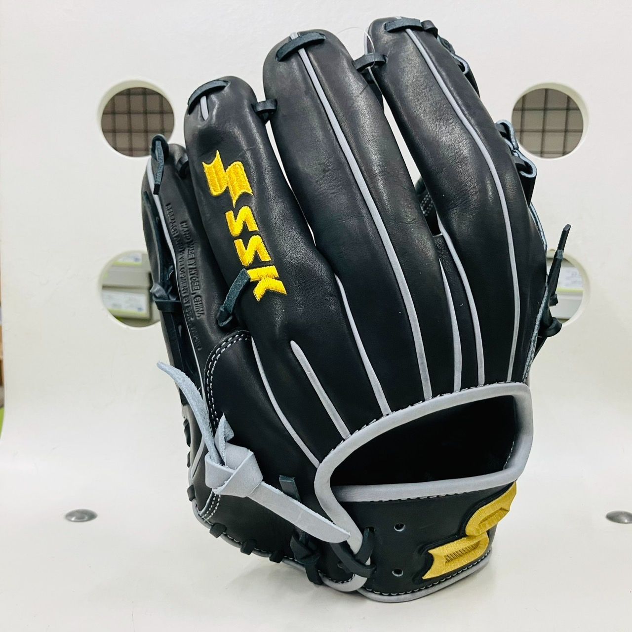 エスエスケイ SSK Proedge プロエッジ PN761PRO 軟式用 内野手用 広島