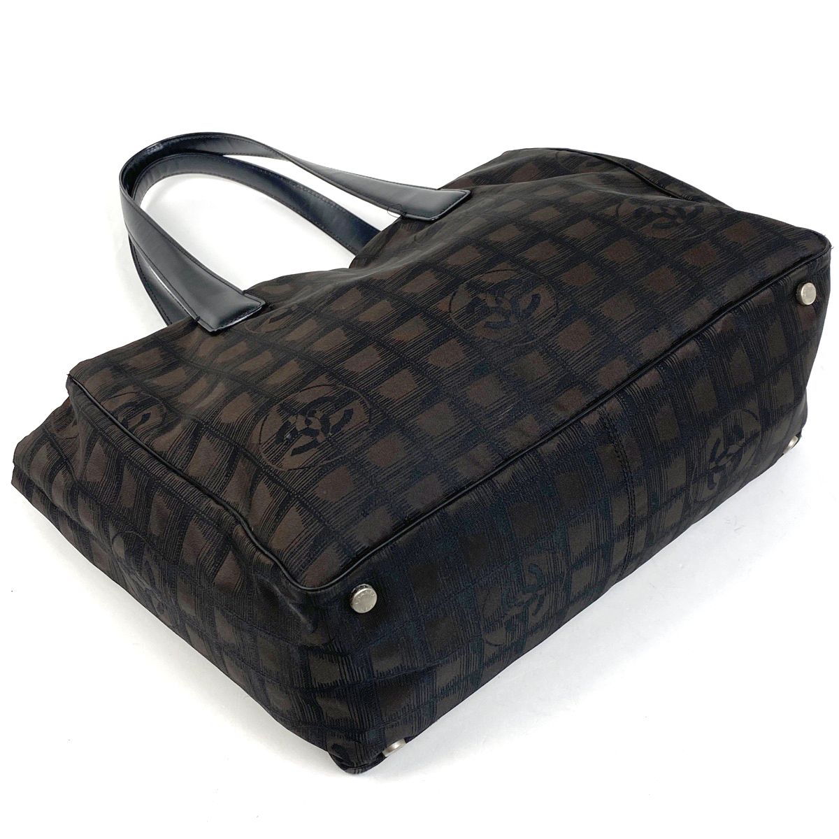 シャネル CHANEL ニュートラベルライン トート MM ココマーク 