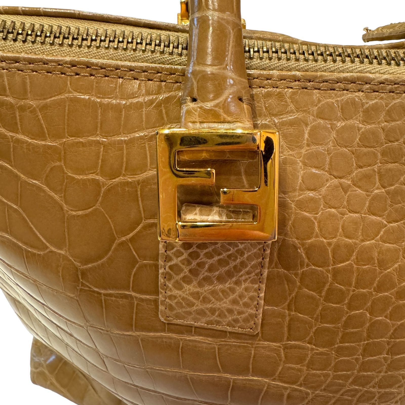 希少☆ フェンディ ヴィンテージ パテント ミニバッグ 鞄 レディース メンズ 希少 FENDI フェンディ ヴィンテージ サイズM ショルダーバッグ