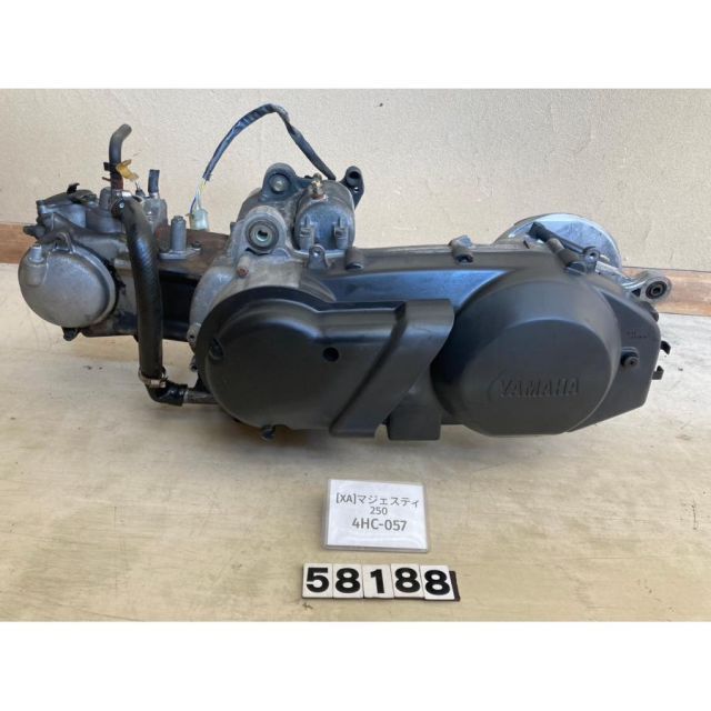 XA 58188 ヤマハ YAMAHA マジェスティ250 4HC-057 エンジン本体 動作未 4HC