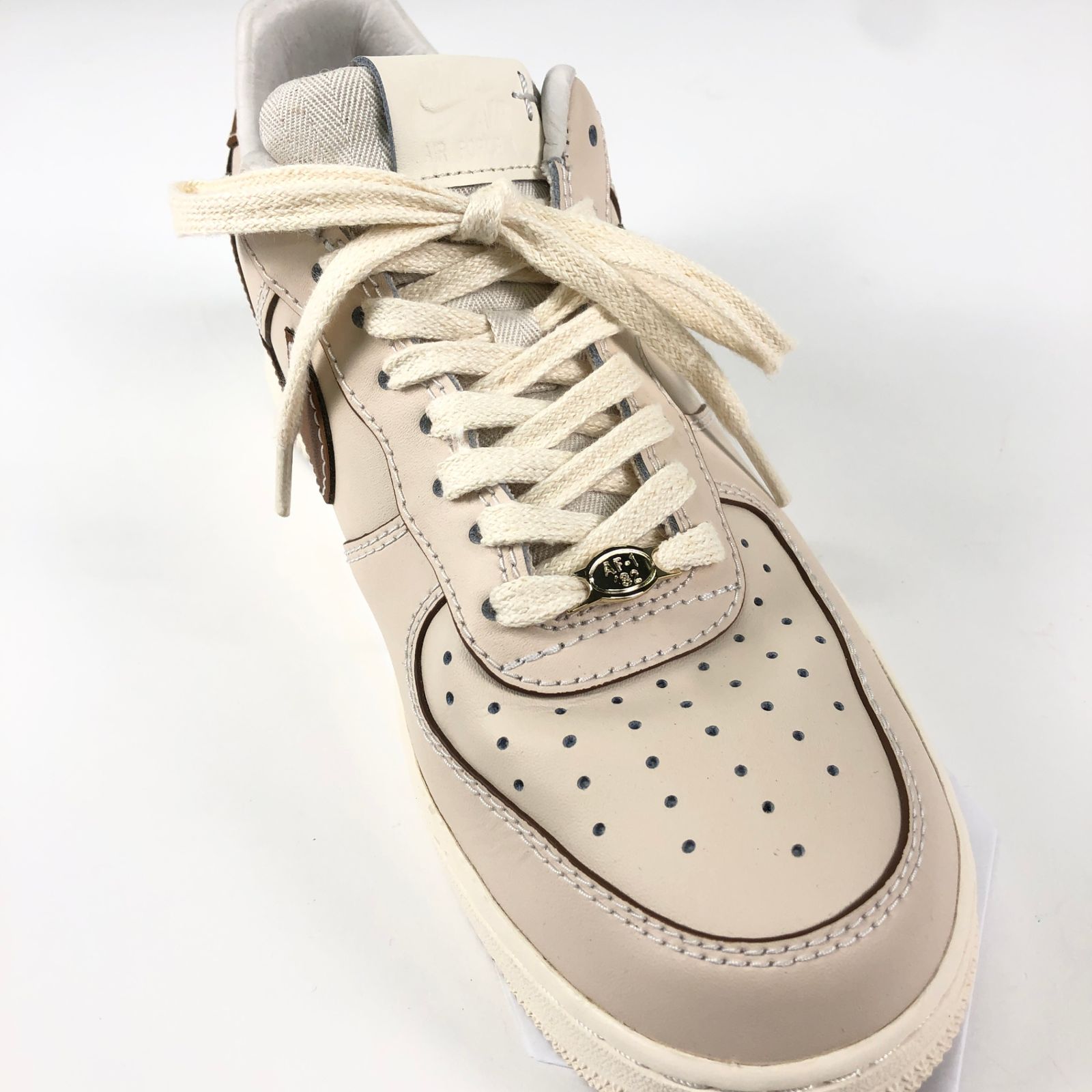 Nike スニーカー ホワイト/ブラック/ベージュ 大人気定番!オフホワイト×ナイキ エア ジョーダン 1 コピー