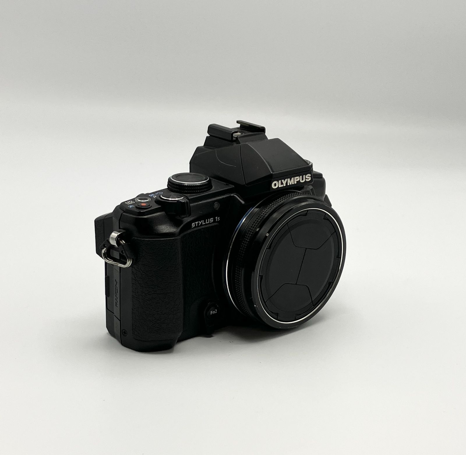 正規品】 OLYMPUS デジタルカメラ STYLUS 1 28-300mm 全域F2.8 光学