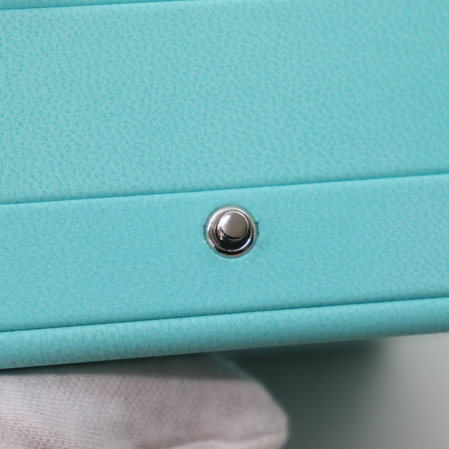 IT9ZBK90JKQL TIFFANY＆Co. ティファニー ネックレス用 ケース