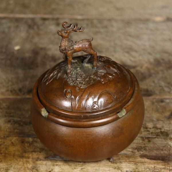 鹿 香炉 灰皿 装飾品 工芸品 美術品 置物 鹿 香炉 灰皿 装飾品 工芸品 美術品 置物 鹿 香炉 灰皿 装飾品 工芸