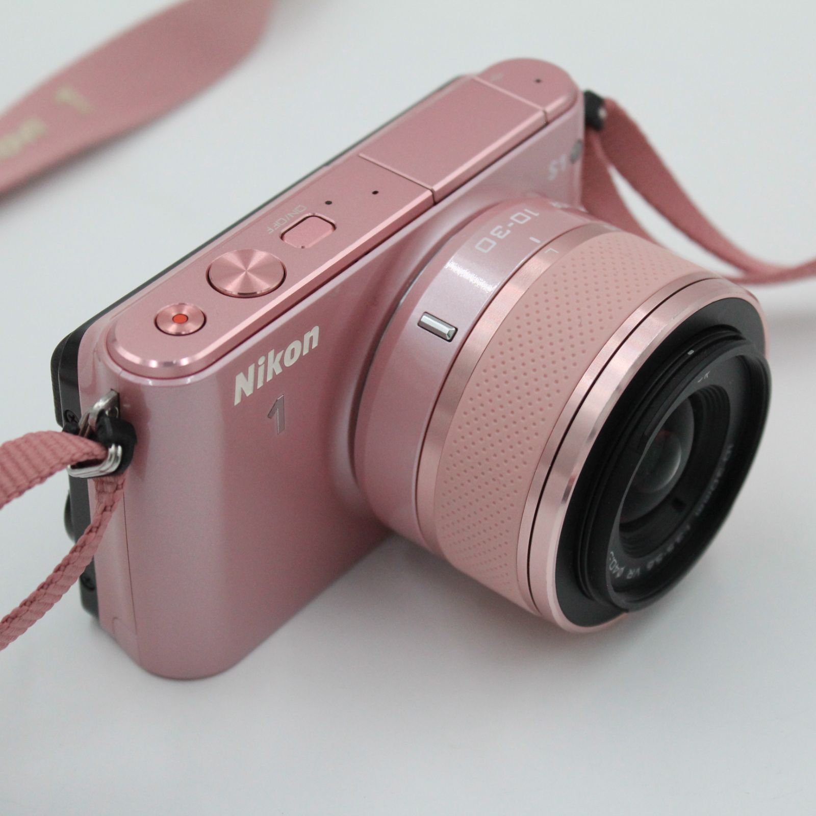 ショット数927回。☆良品☆ Nikon ニコン 1 S1 標準ズームレンズキット