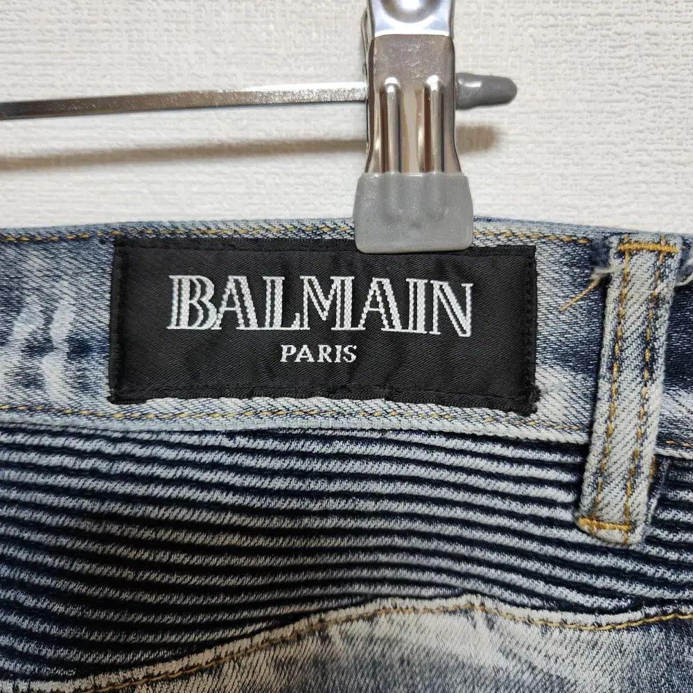 BALMAIN(バルマン) メンズ デニム 34 インチ@ 9939 - メルカリ BALMAIN(バルマン) メンズ デニム 34 インチ@ 9939 - メルカリ