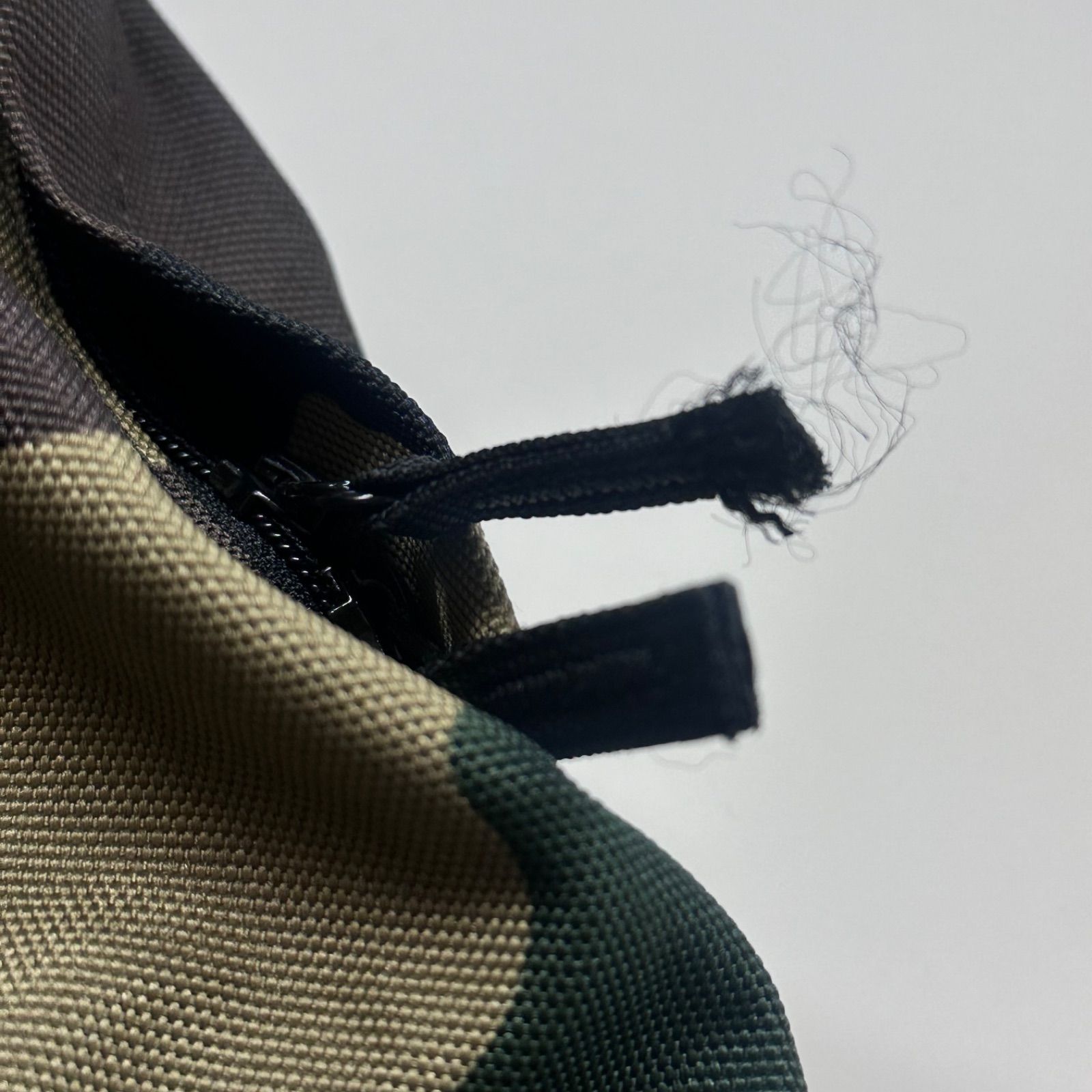 STUSSY 迷彩リュック バックパック カバン 鞄 カモフラ柄 刺繍ロゴ