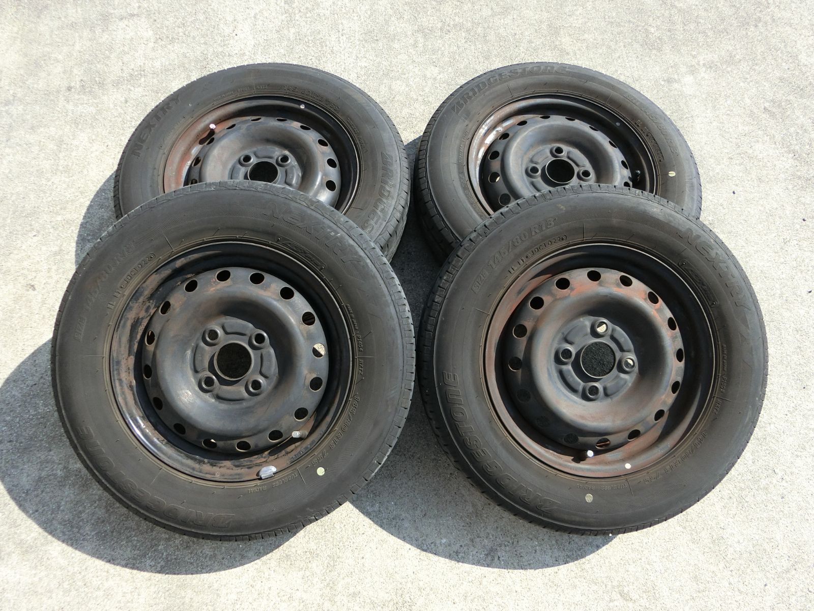 817] 13インチ スチールホイール 13×4.0B PCD100 ハブ径 約54mm
