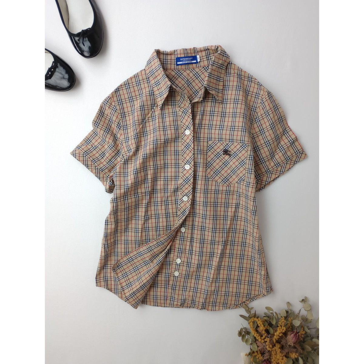 バーバリーブラックレーベル チェック柄 半袖シャツ 青 【Mサイズ】 中古・古着通販】BURBERRY BLUE LABEL (バーバリーブルーレーベル)  ノヴァチェックシャツ 半袖 S/S フリルシャツ 総柄 ブラック×グレー サイズ:36｜ブランド・古着通販 トレファク公式【TREFAC  FASHION ... 【Burberry Blue label】チェックシャツ 半袖 バーバリー