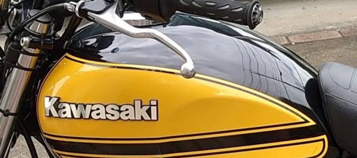 ホ*2様 ホンダ☆タンクエンブレム☆アルミ製ゴールド☆CB400FCB250T4 カワサキ バイク タンク エンブレム Kawasaki ゴールド 18×3