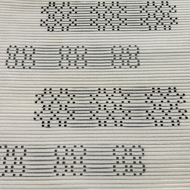 灰色