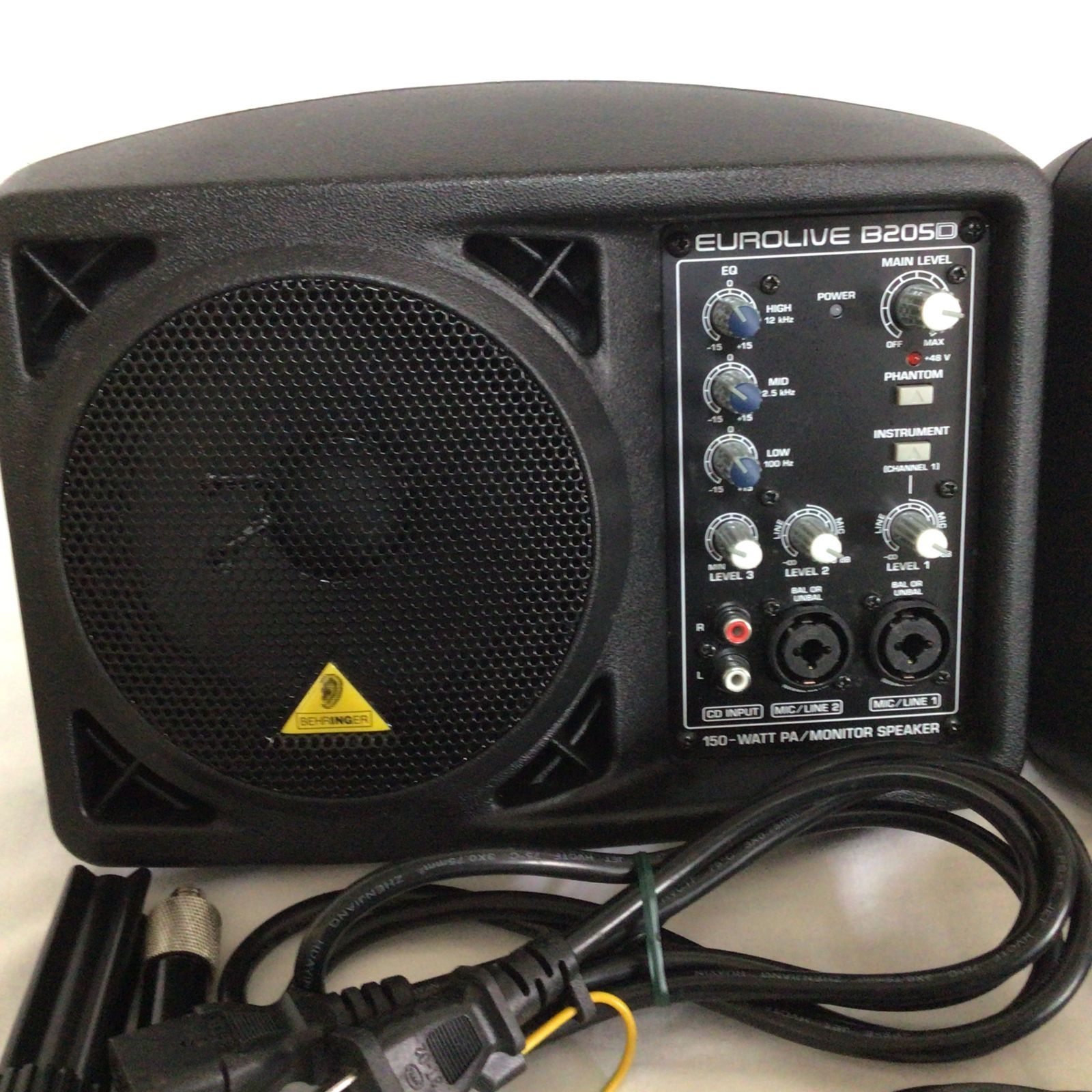 BEHRINGER B205D　パワードスピーカー BEHRINGER ( ベリンガー ) B205D EUROLIVE パワードスピーカー