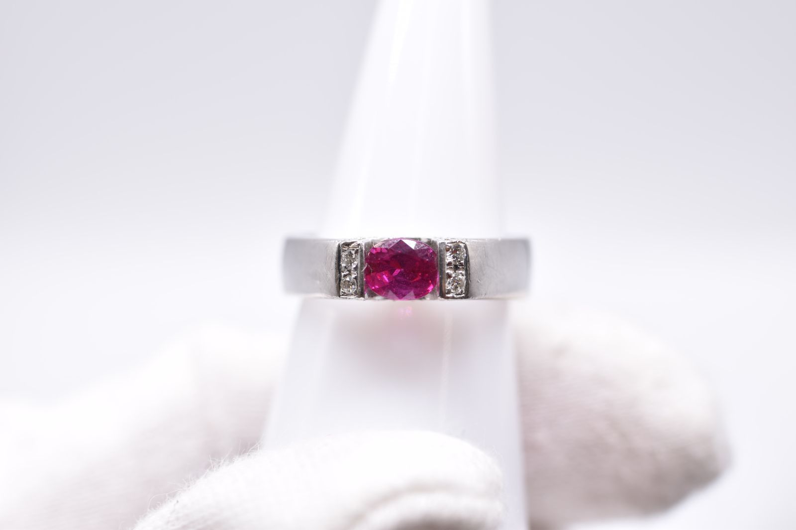 希少】Pt900 ルビー・ダイヤモンドリング R:0.5ct D:0.18ct - メルカリ