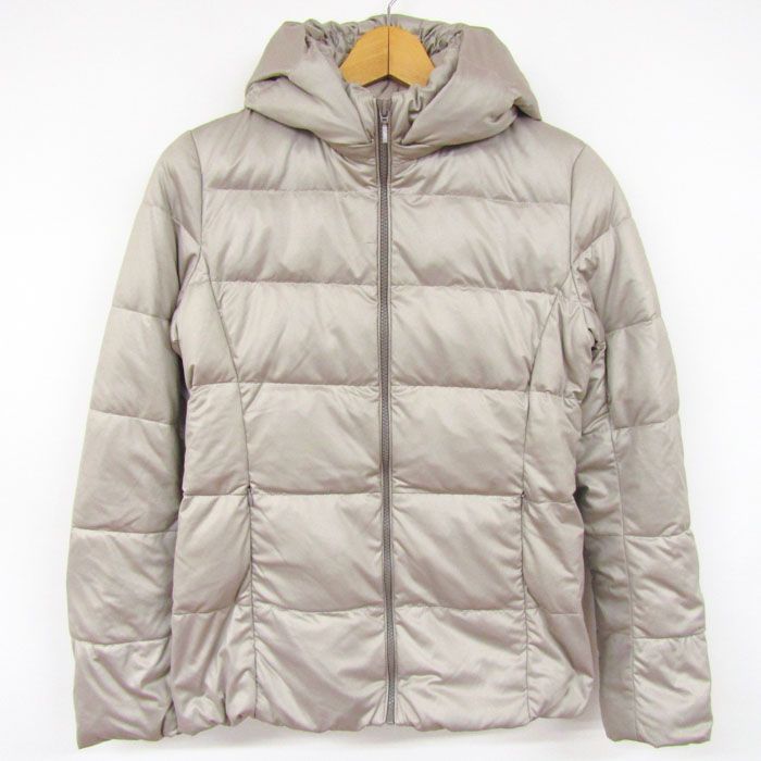UNIQLO　 XL ベージュ ダウンジャケット　フード付きダウンジャケット UNIQLO XL フード付きダウンジャケット ベージュレディースXLサイズ