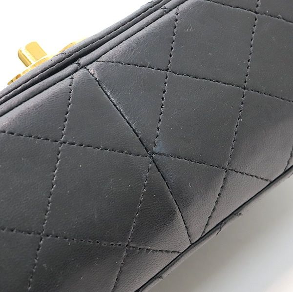 フルフラップ チェーンショルダーバッグ