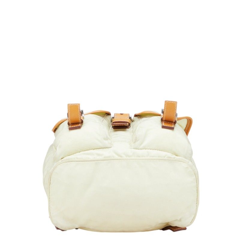 ✨正規品✨PRADA 三角ロゴプレート　ナイロン　リュック　バックパック　ブルー PRADA プラダ ナイロン リュック 三角ロゴプレート バックパック