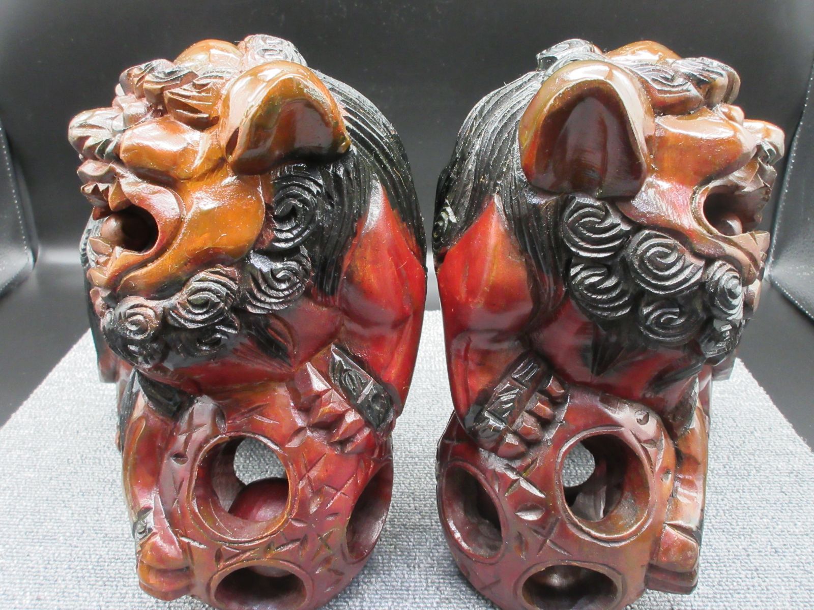 木彫 玉乗り 駒 獅子 狛犬 シーサー (大) 開運 縁起物 置物