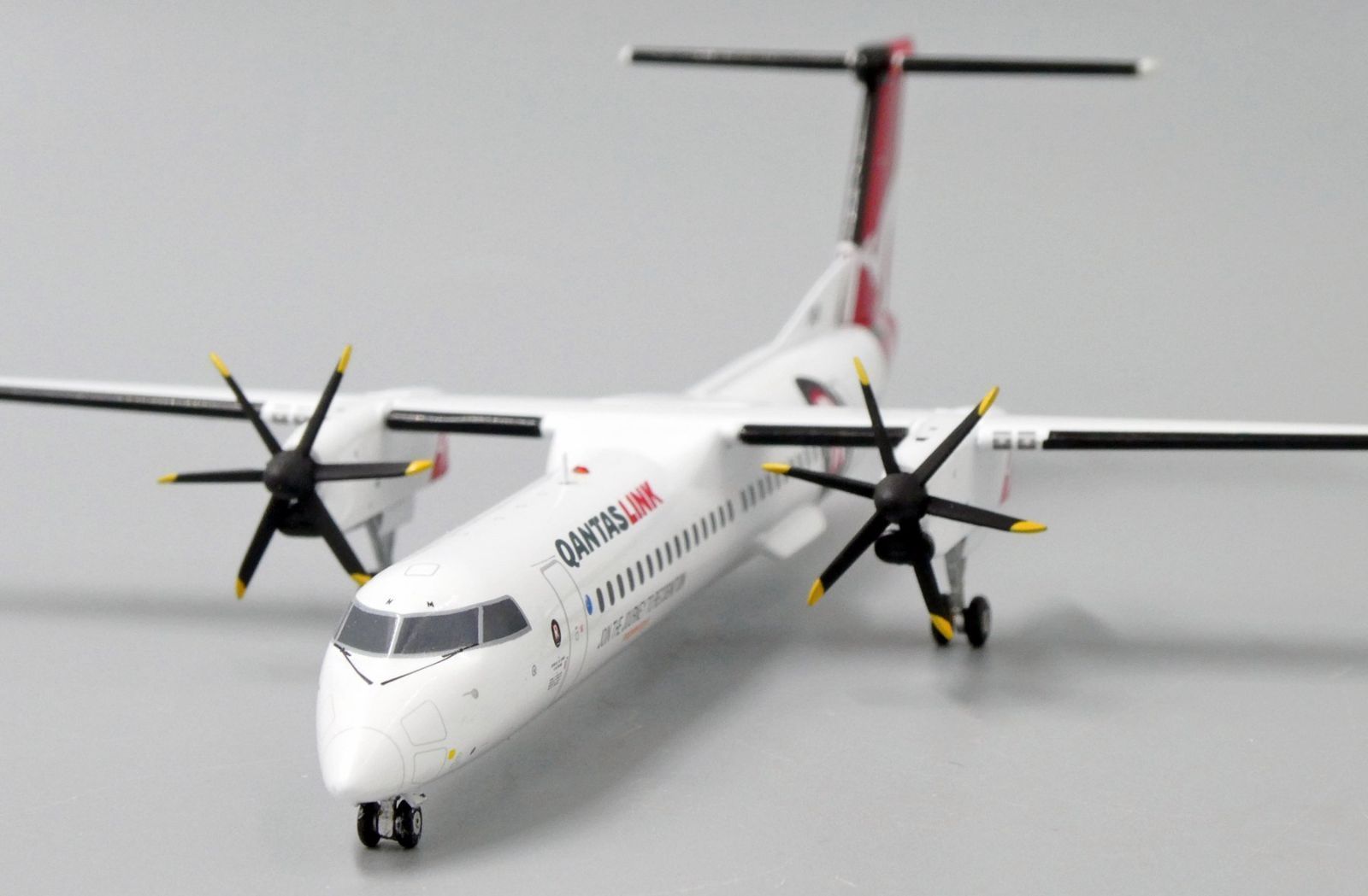 VH-LQM