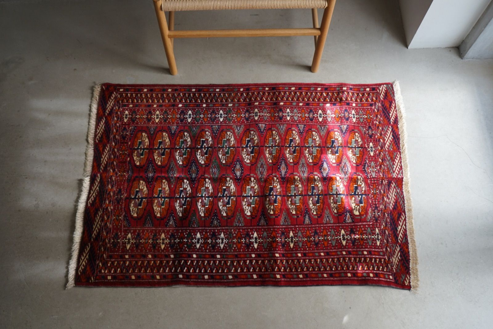 トライバルラグ アンティーク トルクメン 1900年代 117 × 78 cm