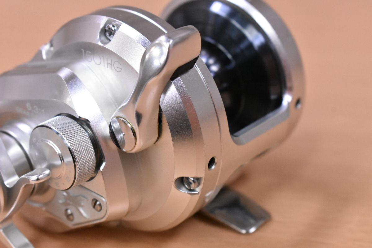 オシアジガー1501 シマノ 17オシアジガー 1501HG 超美品 SHIMANO