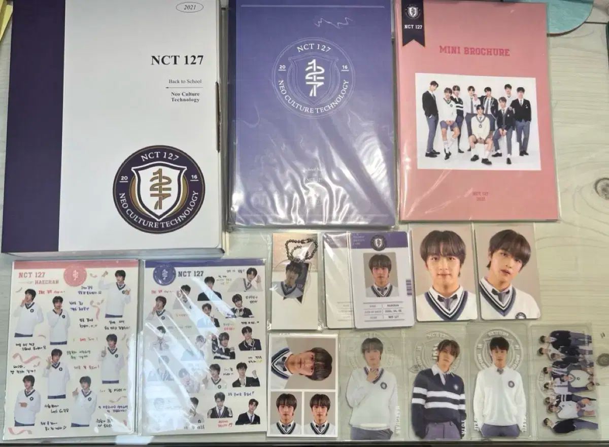 【雷市場（ポンジャン）商品韓国直送】 nct 127 2021 ヘチャン(HAECHAN・イドンヒョク) ver スクールキット school kit  トレカ 証明写真 IDフォト ミニフォト NCT(エヌシーティー)