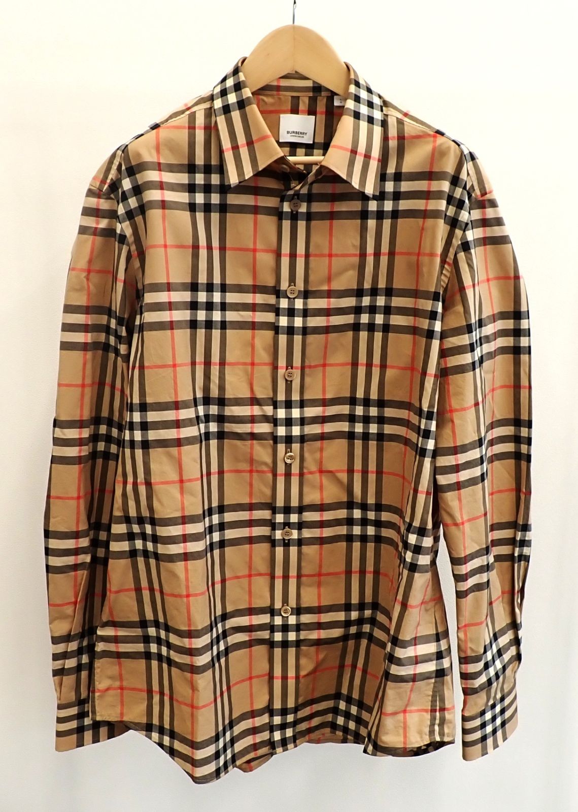 ? BURBERRY バーバリー チェック柄 長袖シャツ 定番ベージュ | 伝統と品格を纏う一枚