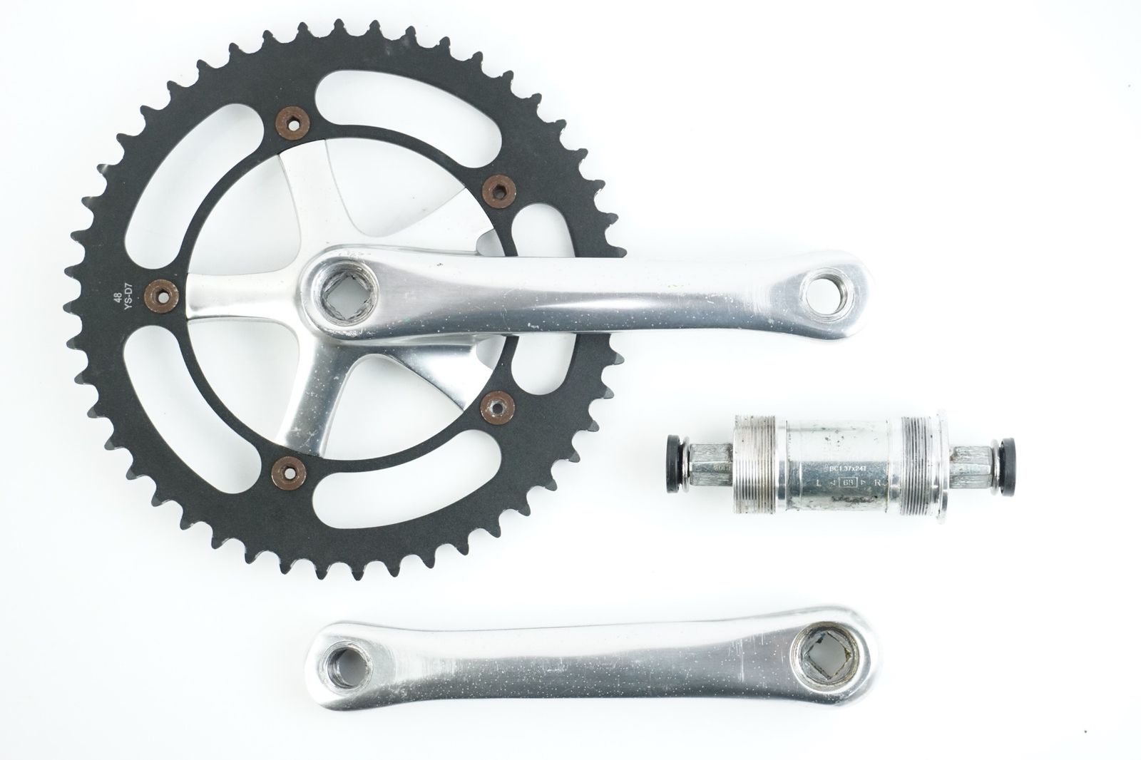 Sugino クランクRD2 チェーンリング48T Sugino RD2 Track crankset | Retrogression