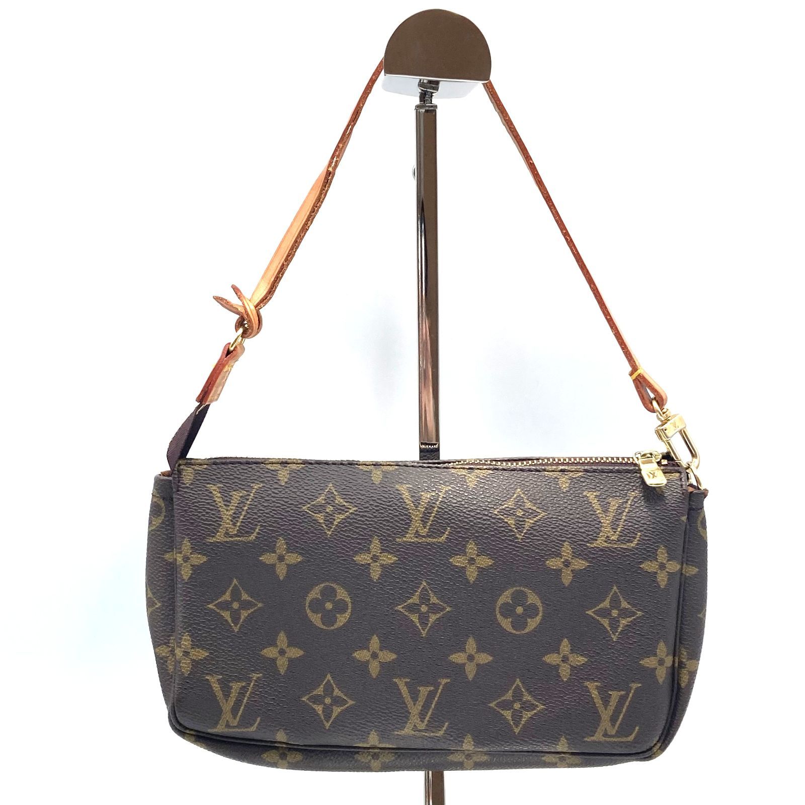 【超美品】ルイヴィトン モノグラム　ポシェットアクセソワール　ハンドバッグ ルイ・ヴィトン(LOUIS VUITTON)ルイ・ヴィトン ポシェットアクセ