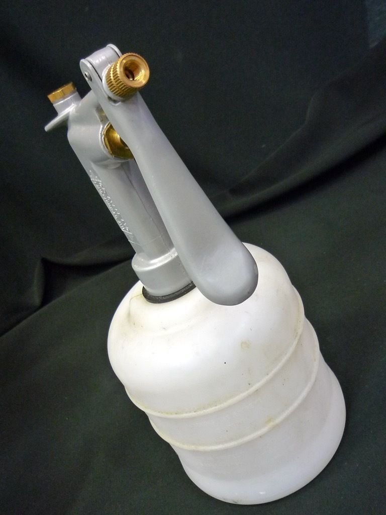 グリップリムーバーガン ポンプ式注射器