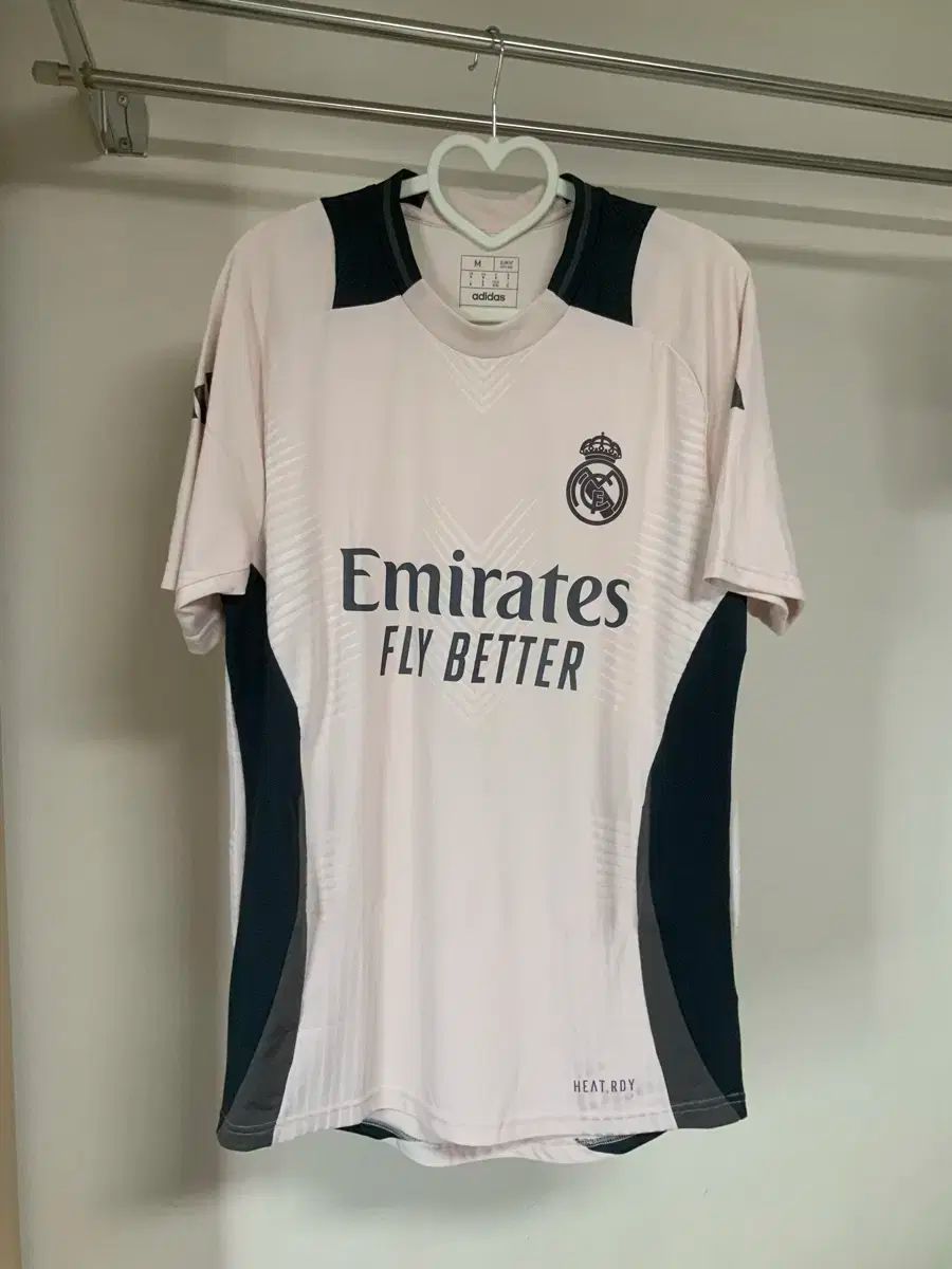 24 ー 25 レアル マドリード UCL PRO トレーニング