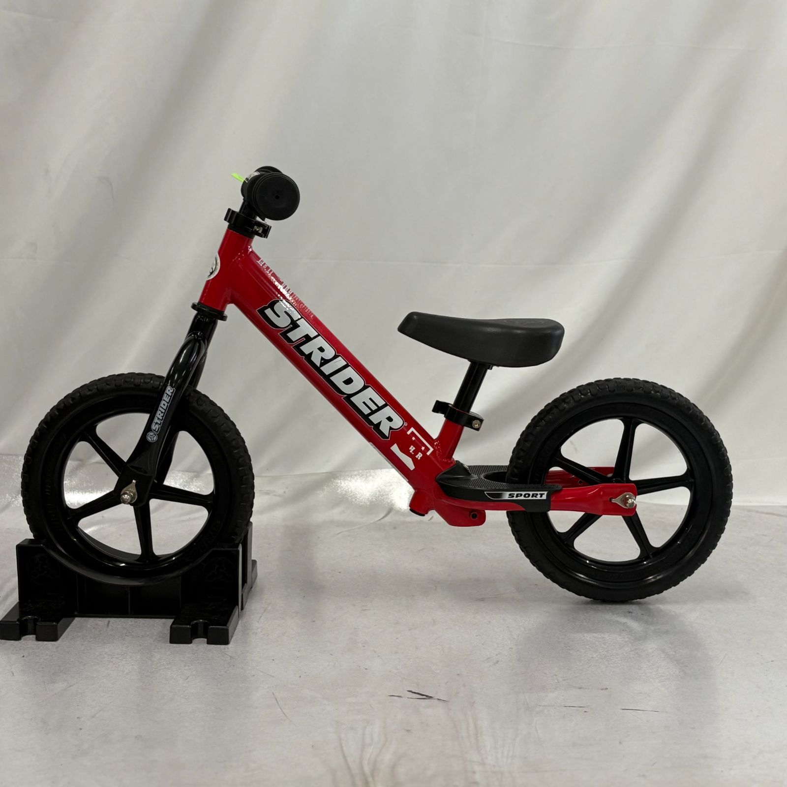 極美品 STRIDER 12 SPORT レッド ストライダー 12 スポーツ ストライダースポーツ12 STRIDER SPORT 2台セット 赤 レッド 極美品