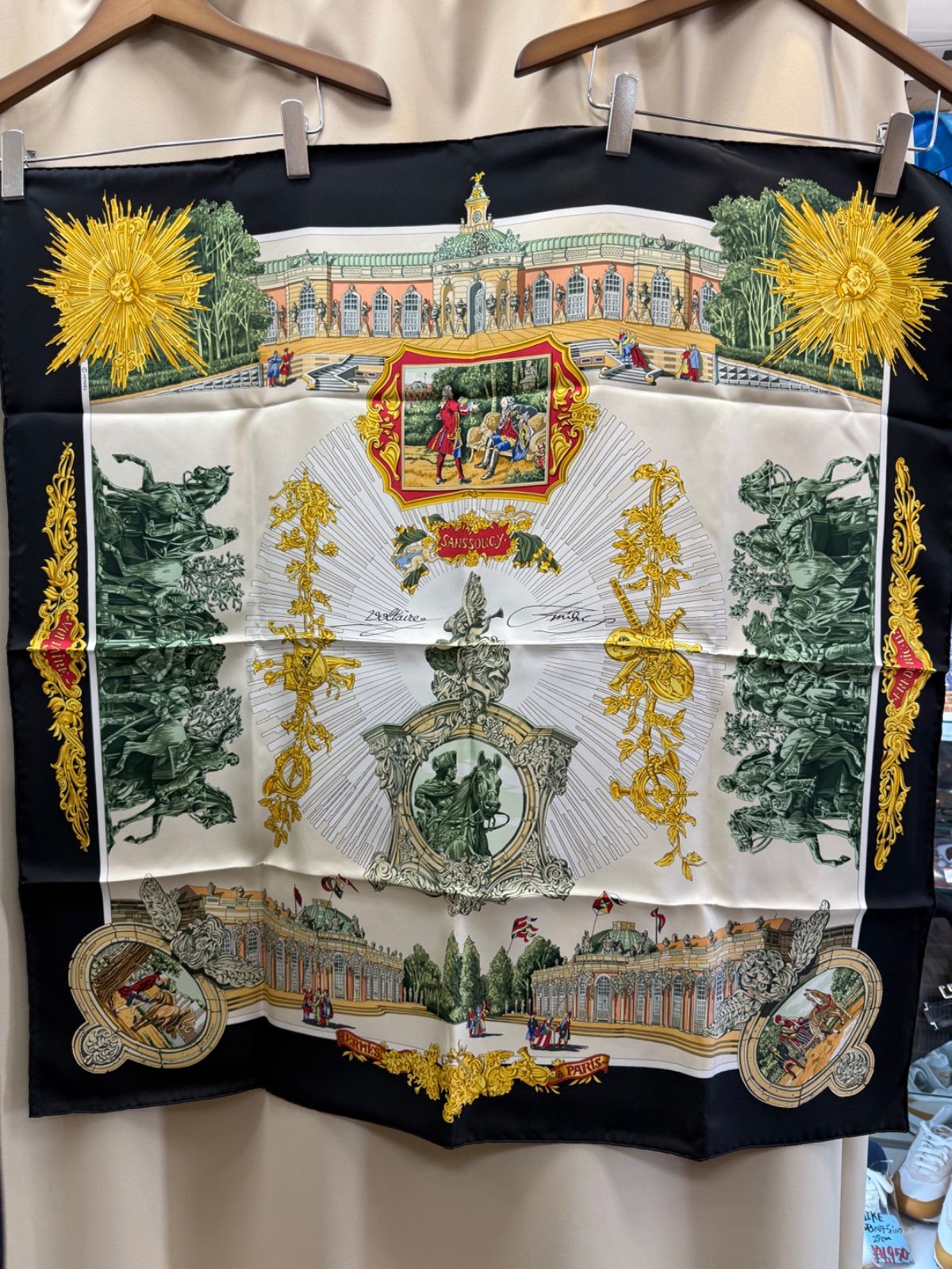 HERMES シルク スカーフ カレ90 サンスーシ宮殿 雑色店 - メルカリ