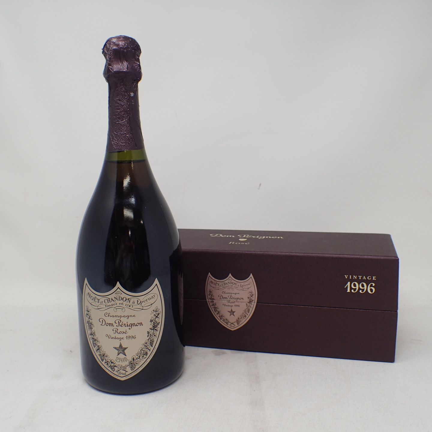 希少】ドンペリ・ピンクヴィンテージ1996年と1998年種類シャンパン 