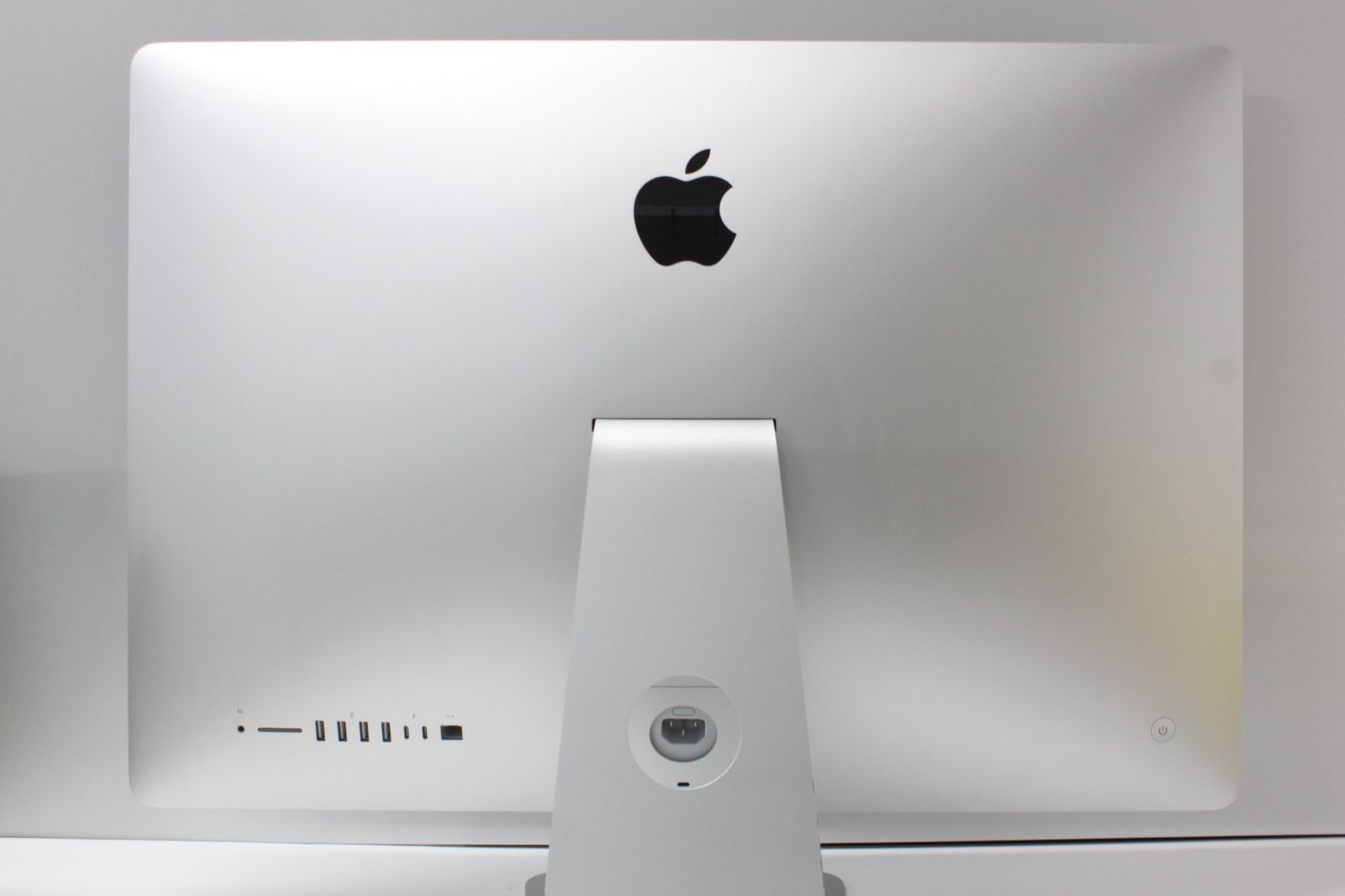 iMac(Retina 5K,27インチ,2019)2.12TB/64GB〈MRR12J/A〉④ iMac(Retina 5K,27インチ,2019)2.12TB/64GB〈MRR12J/A〉④