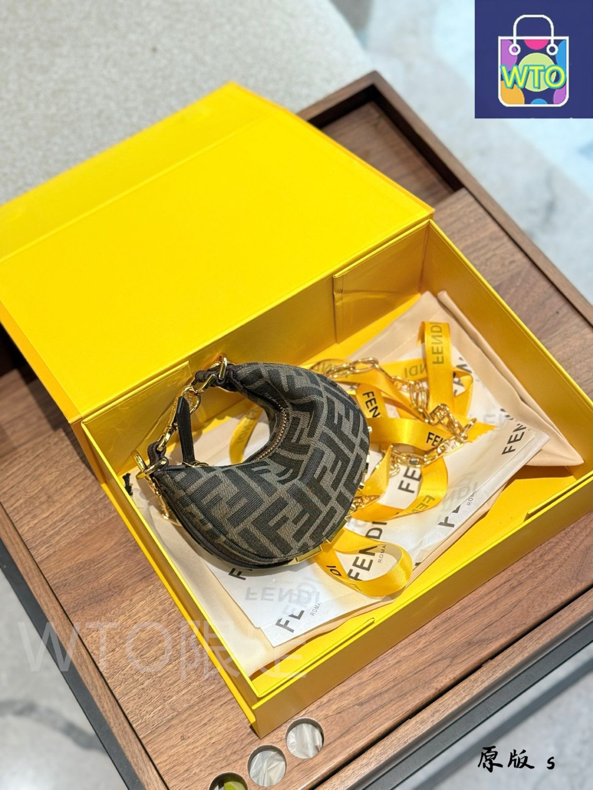 FENDI❣️超美品‼️最終お値下げします‼️ 今日WTO】Fendi フェンディ グラフィー 極簡で?雅-WTO輸入2-HE71