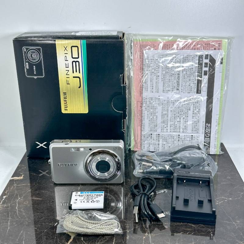 FUJIFILM 富士フイルム FinePix ファインピックス J30 シルバー