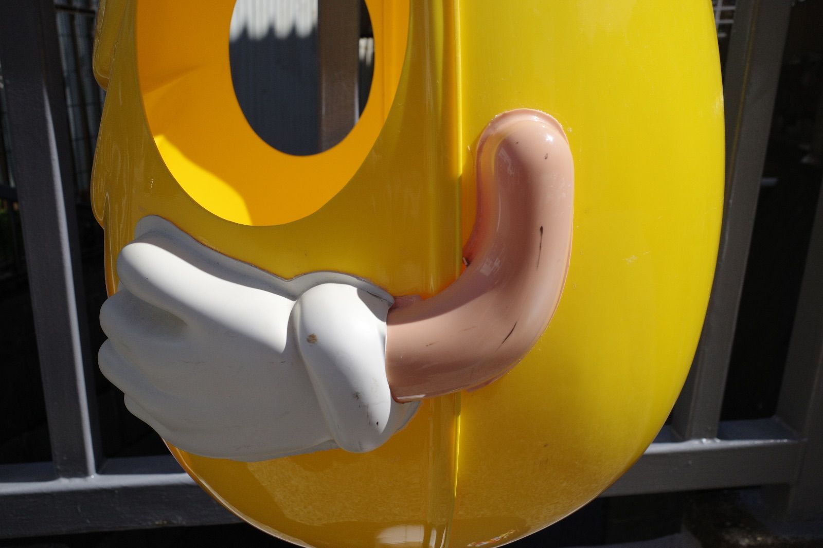 アメトイディスプレイM&M''sエムアンドエムズスタチューイエロー70cm アメトイディスプレイM&M''sエムアンドエムズスタチューイエロー