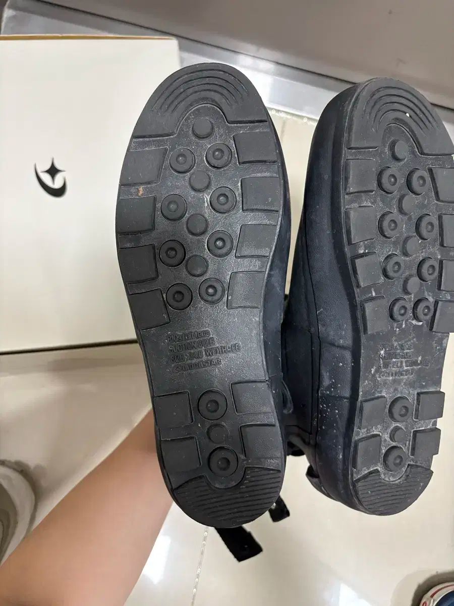 モディ チャコール