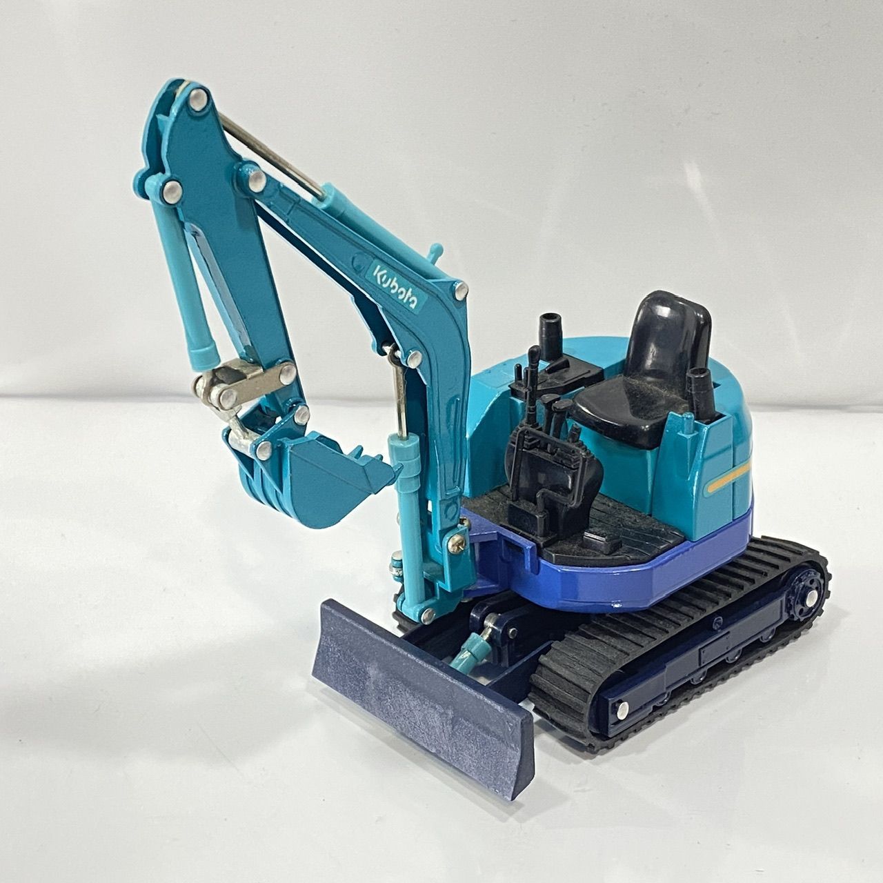 KUBOTA クボタ ミニバックホー U-20 ショベルカー (管理番号：OKU8156