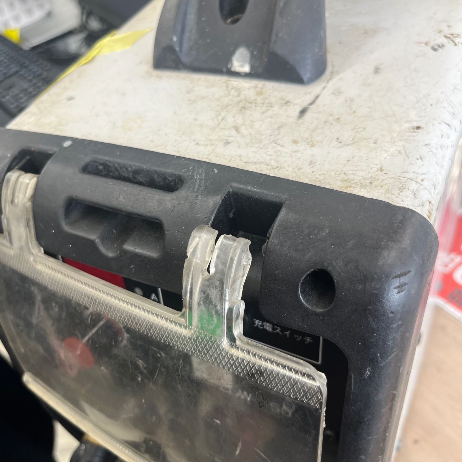 might リチウムイオンバッテリー溶接機