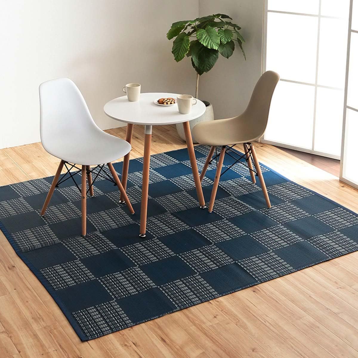 数量 国産 ウィード PP 正方形 ネイビー 江戸間2畳約 肌触りが良い 174×174cm マット 傷がつきにくく引っ掻き傷にも強い丈夫なPP素材で作ったカーペット 汚れに強くてお手入れ簡単 畳 キャンプ 花見などアウトドアでも活躍 ベタつかな