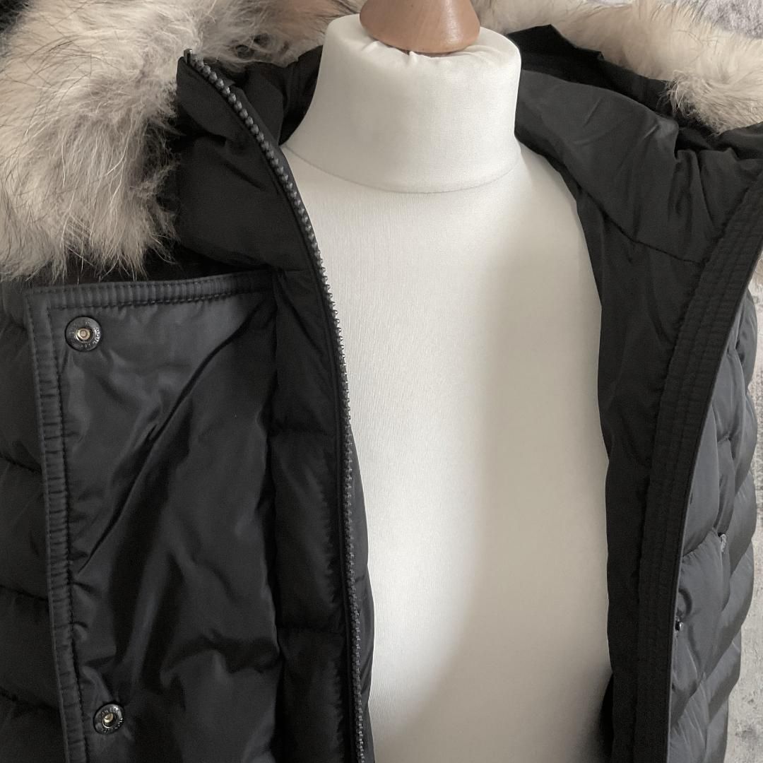 【新品未使用】MONCLER クロエ ダウンジャケット foxfur TG5　黒 定価40万円！！☆新品未使用タグ付き☆ MONCLER KHLOE ダウン