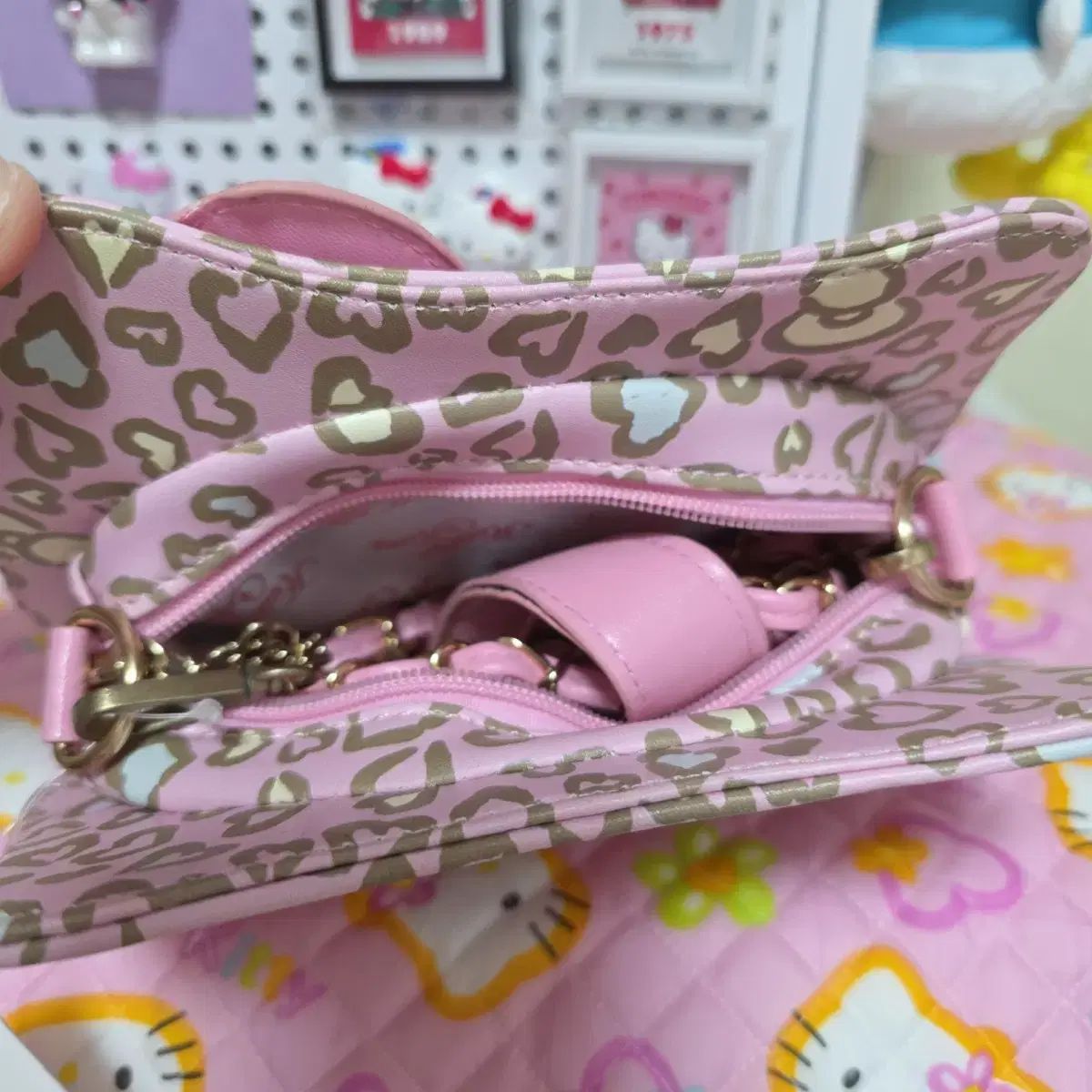 ハローキティ ピンク レオパード ミニ バッグ クラシック STEELWINDOWSANDDOORS_COM
