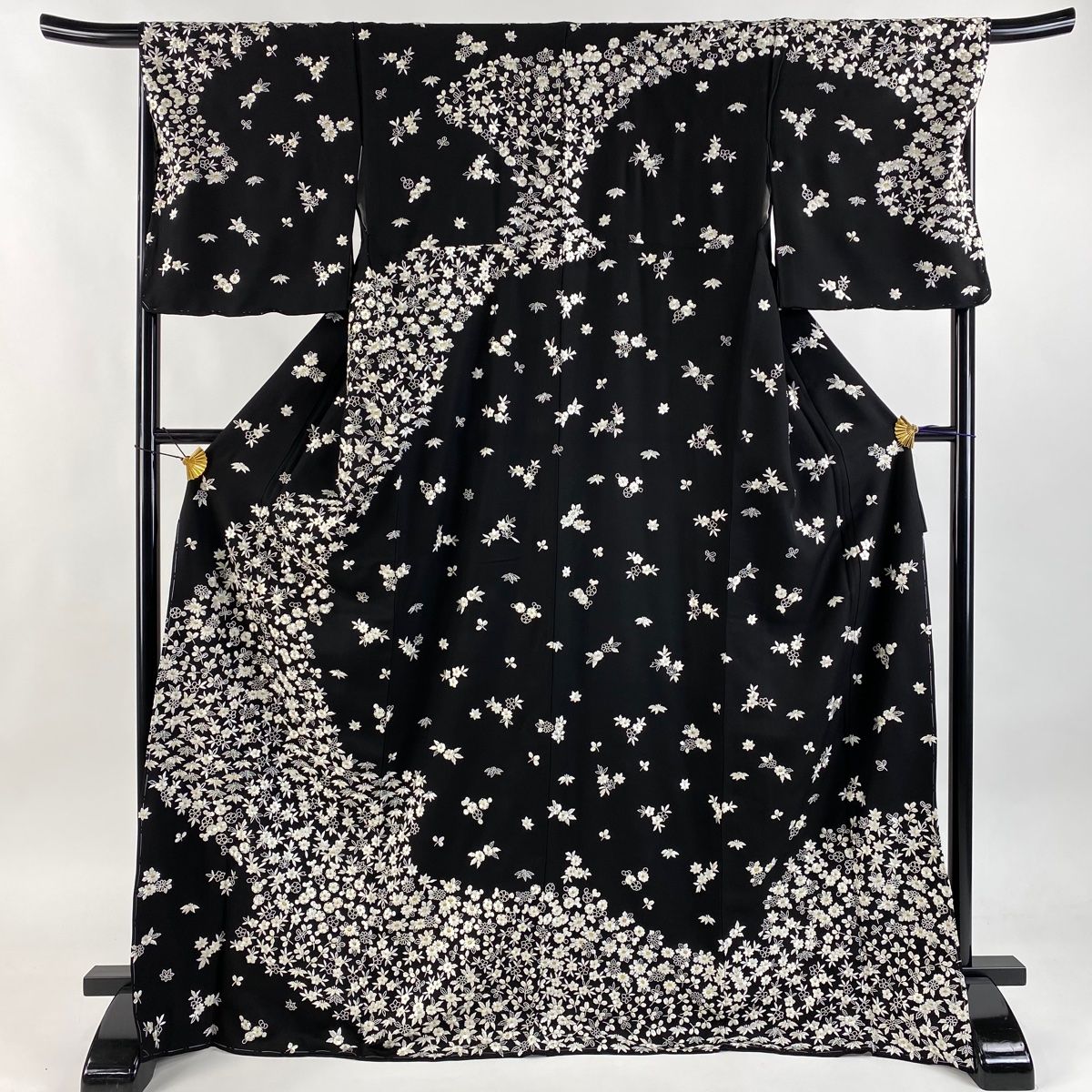 訪問着 身丈171cm 裄丈68cm L 袷 菊 梅 刺繍 金糸 黒 正絹